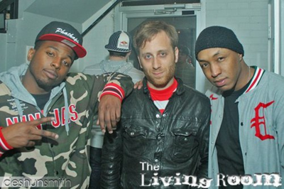 Photo of the Week: Dee Goodz Kickin' It With Dan Auerbach