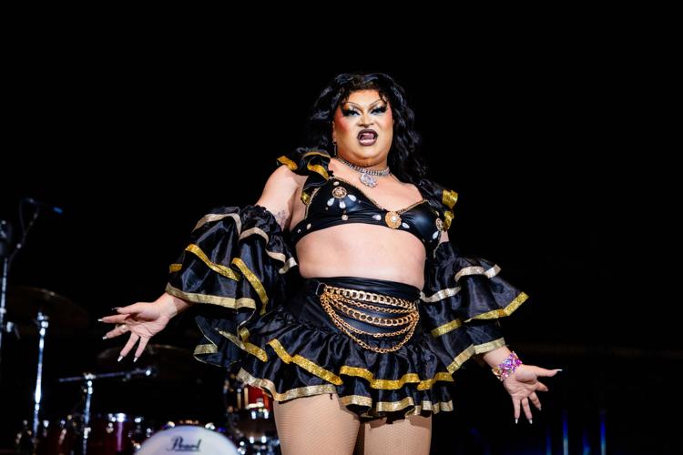 Chappell Roan 10-1-24-45.jpg