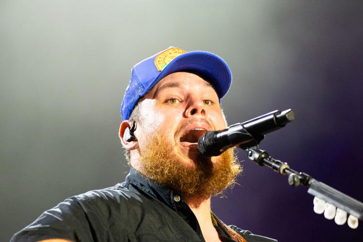Luke Combs - Sam McIntyre A.JPG