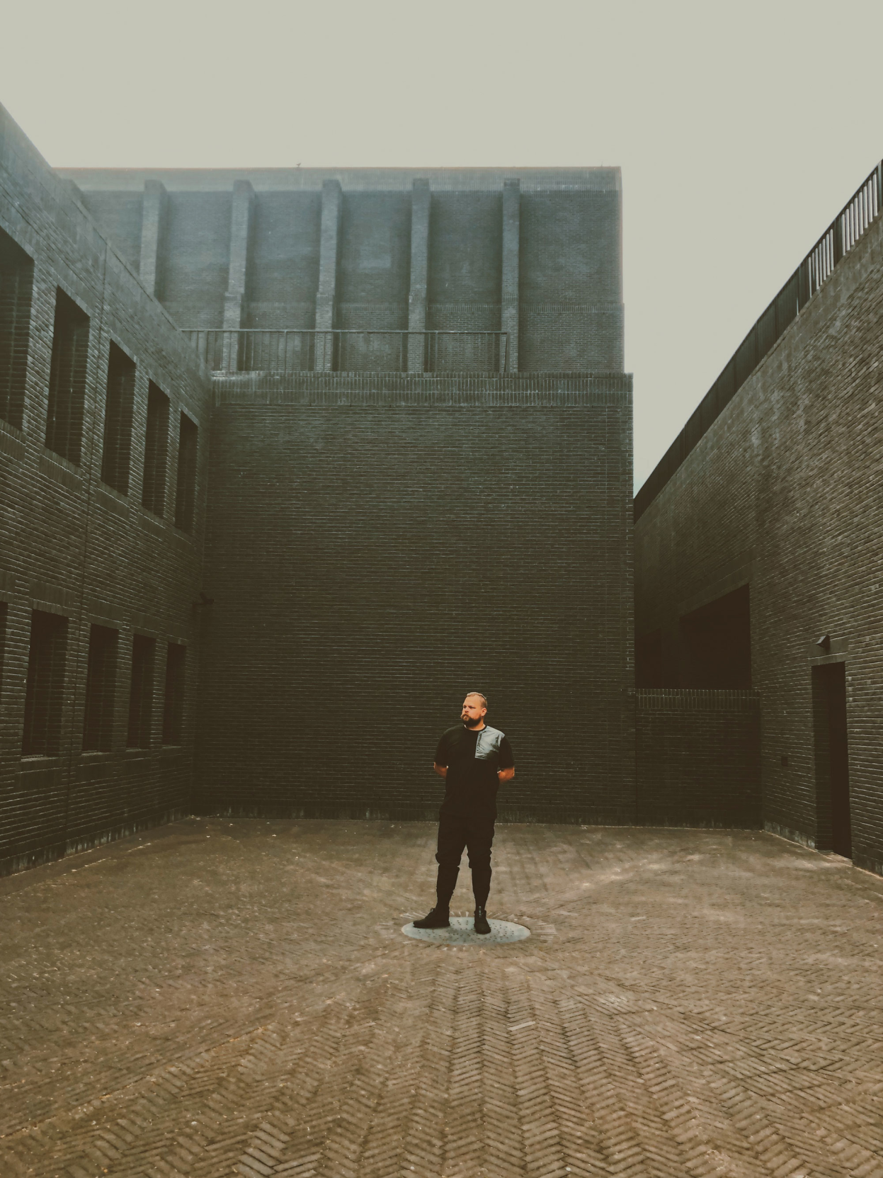 Com Truise w/Altopalo & Beshken