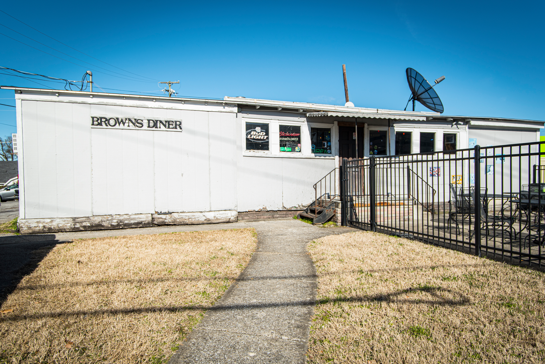Brown’s Diner Sells as Owner Concludes 47-Year Run [Updated]