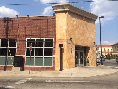 TGI Friday's on West End Closes