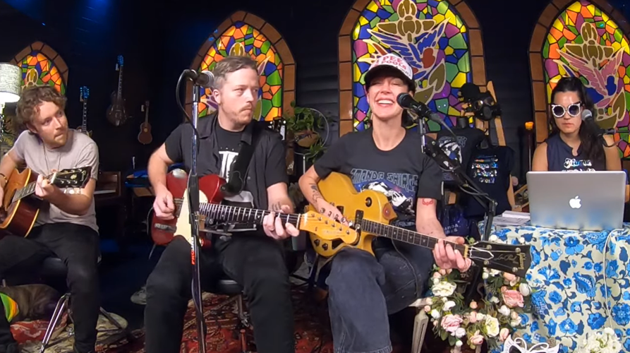 Amanda Shires Gets By, With a Little Help