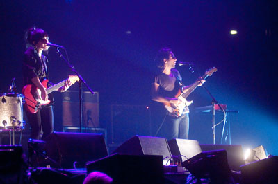 Snow Patrol and Howling Bells at the Sommet Center
