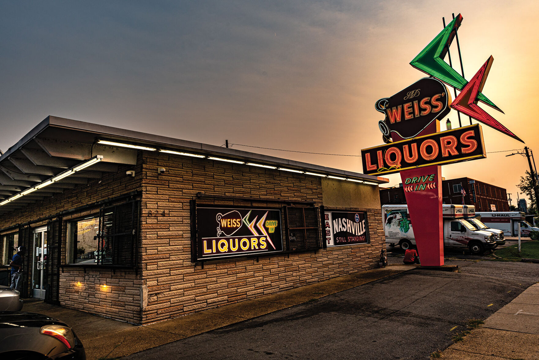 Weiss Liquors