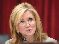 Blackburn Dons Clown Shoes, Joins the Obama Birther Cause