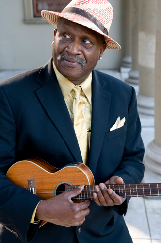 Taj Mahal Packs a Kaleidoscopic Array of Sound Into His Music