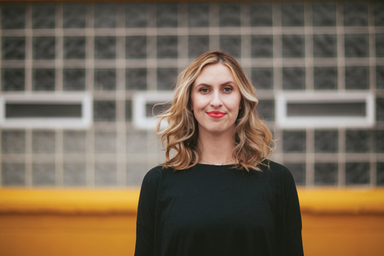 Nora McInerny Rebuilds Her Life After Deep Loss in <i>No Happy Endings</i>