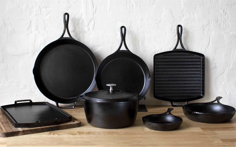 Lodge Blacklock Cast Iron Skillet Review - 10-inch Model 