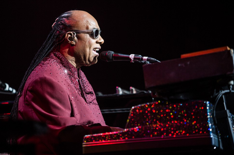 Stevie Wonder Brings <i>Life</i> to Bridgestone Arena With Marathon Show