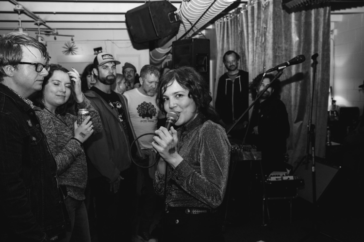 William Tyler Band and Friends Make Themselves at Home at Drkmttr