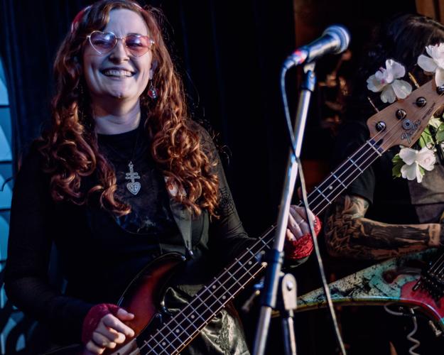 Hussy Fit 020726 DRKMTTR-15.jpg