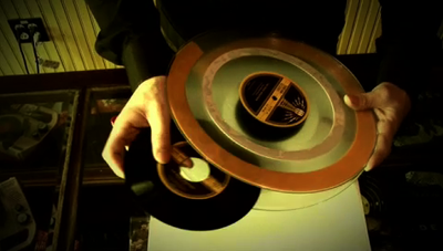 Third Man Records Debuts 'Triple Decker Record' for The Dead Weather's 'Blue Blood Blues'