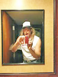 Gitcher Daisy Dukes Out: It's Time for Hot Chicken and Jorts IV