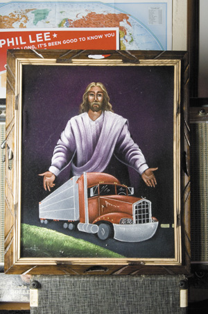 Is Phil Lee the best songwriter in Nashville? If not, <i>you</i> tell him.