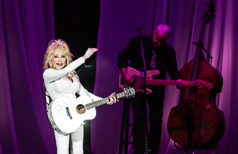 Dolly Parton Levels the Ryman With Crowd-Pleasing 'Pure and Simple' Hit Parade
