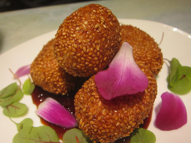 Tànsuŏ Rolls Out New Dim Sum Program