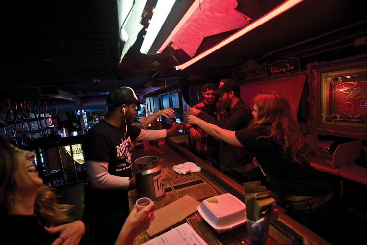 Nashville, 2 a.m.: Robert’s Western World