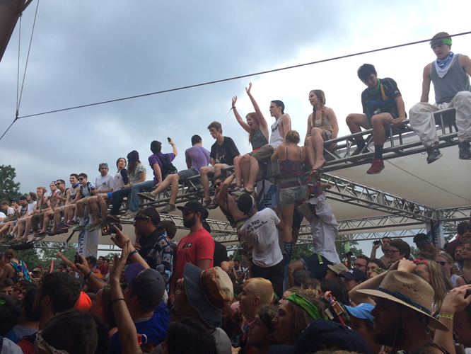 Bonnaroo Friday: Janelle Monae, Vampire Weekend, Neutral Milk Hotel, Mastodon, Dr. Dog, Diarrhea Planet, Danny Brown and More