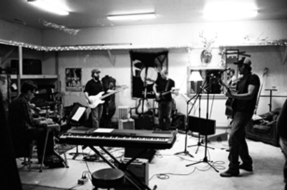 A Hollywood feature employs locals to tell a Music City story the right way — for once