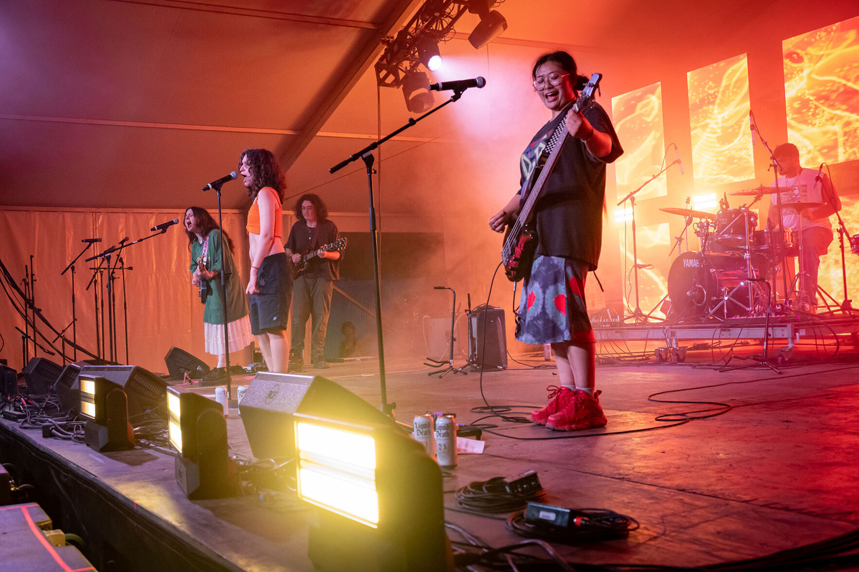 Bonnaroo2023Day1_VenusAndTheFlyTraps-5.jpg