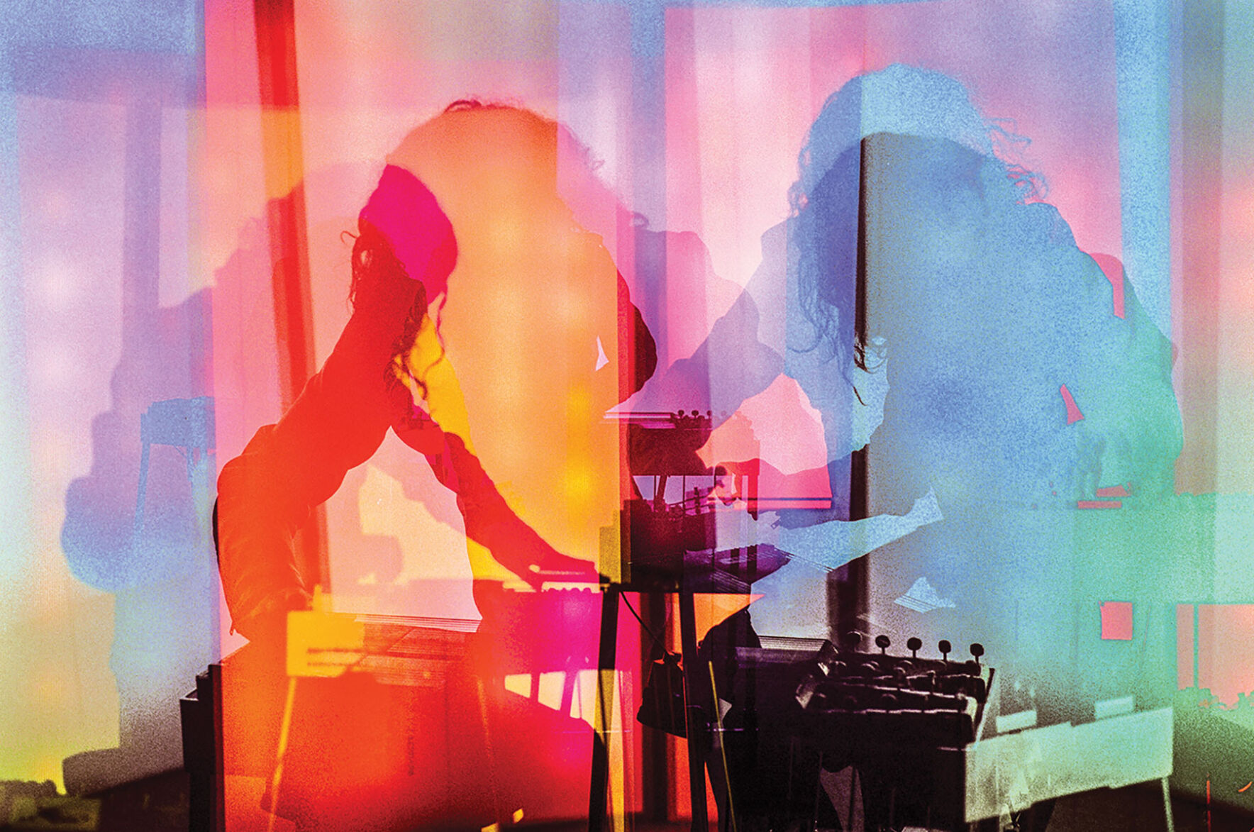 GuitarTown.005_Castillo_LukeSchneider.jpg