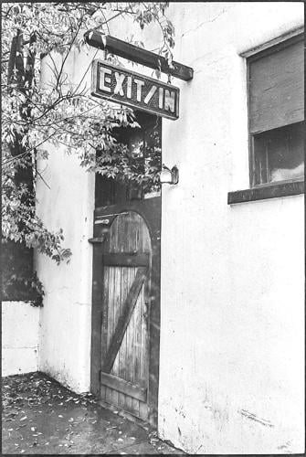 exit-in-door-jackson-deparis.jpg