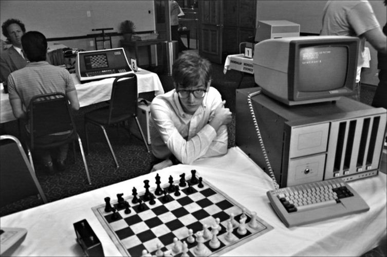 From detail to discourse, Andrew Bujalski's period comedy <i>Computer Chess</i> gets so much right