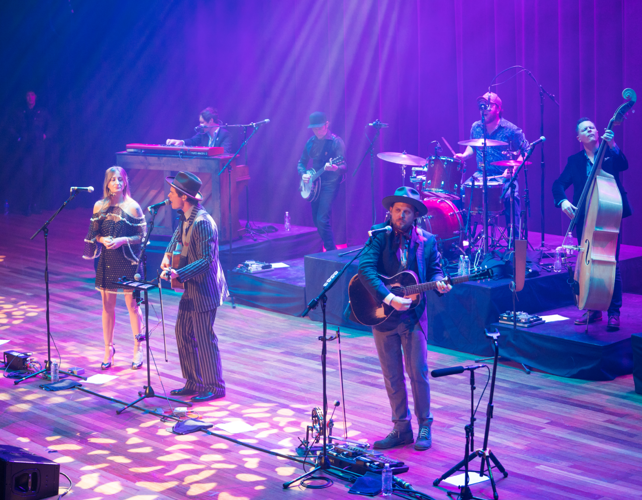 The Spin: Old Crow Medicine Show at the Ryman, 12/30/2017