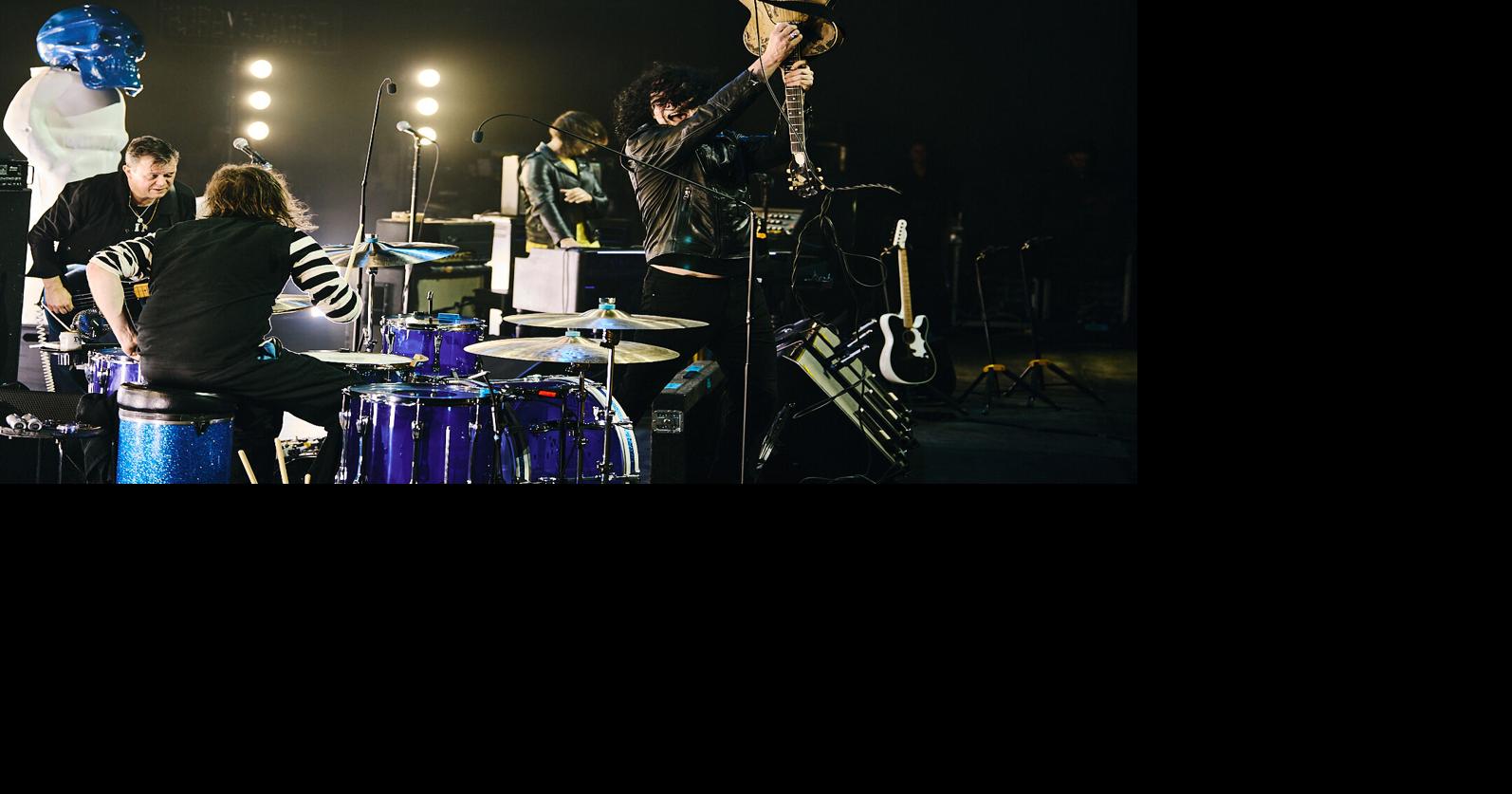 Raconteurs Reunite on Jack White’s Second Night at The Truth | The Spin ...