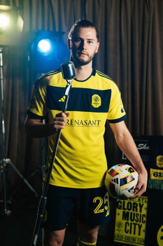 sportsZIMMERMAN_WALKER_CRTV1_65.jpg