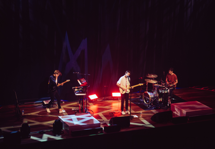 Carly Rae Jepsen Plays the Classics at the Ryman