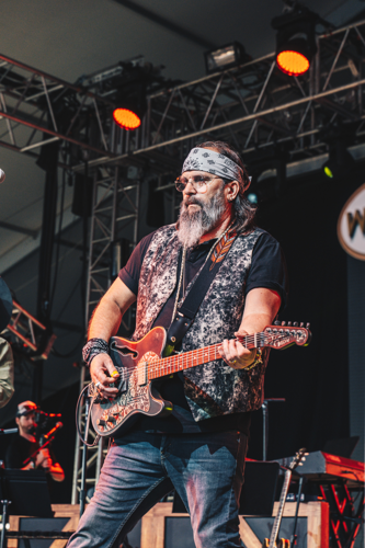 Bonnaroo 2019 Begins on a High Note With Caroline Rose, Saba and More