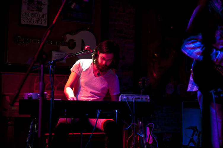 Sounds like Summer: The Greenhornes at Hard Rock Cafe, 7/7/11