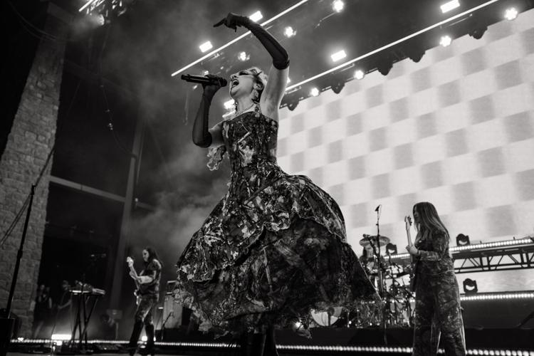 Chappell Roan 10-1-24-51.jpg