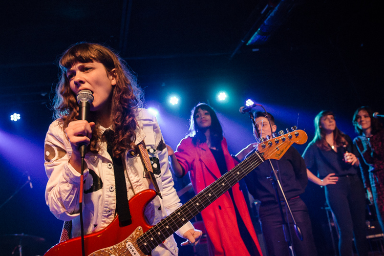 Those Darlins Take a Bow at The Basement East