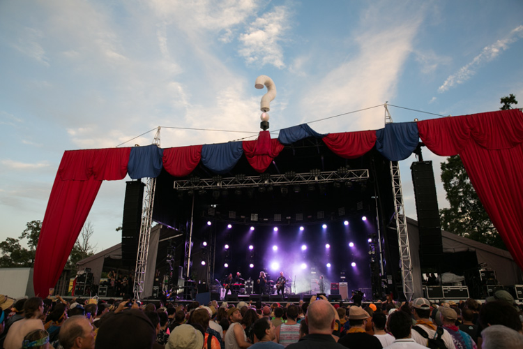 Bonnaroo Sunday, 6/14/15 [Hurray for the Riff Raff, Shabazz Palaces, The Very Best, Sol Cat, Freddie Gibbs and Madlib, Florence and the Machine, Robert Plant]