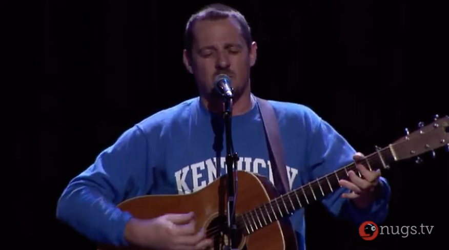 Sturgill Simpson Lets the ’Grass Grow at the Ryman