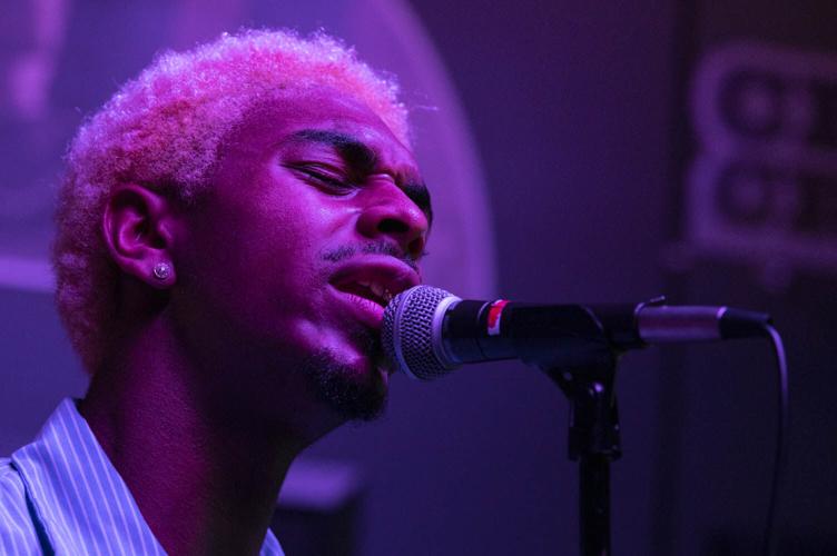 Savvy RSD 2023 - Rob Hinkal (3 of 8).jpg