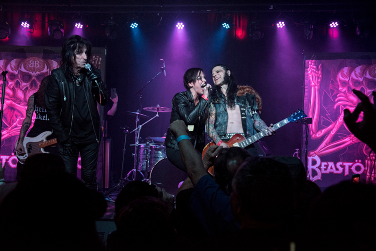 Alice Cooper Makes Appearance at The Basement East