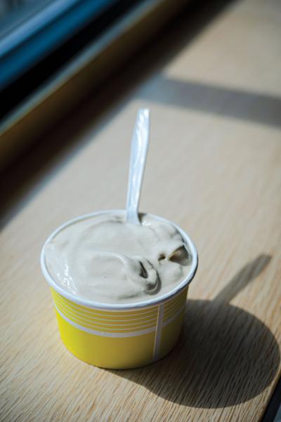 JoylandShake-2749.jpg