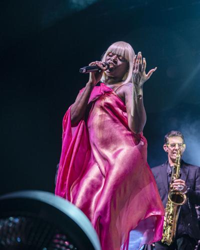 Chic at Bridgestone 05