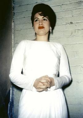 What To Wear: Patsy Cline exhibit at the Country Music Hall of Fame and Museum
