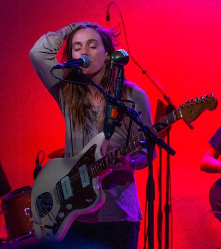 Julien-Baker-Blue-Room-21_scale60.jpg
