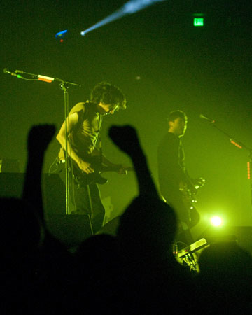 Snow Patrol and Howling Bells at the Sommet Center