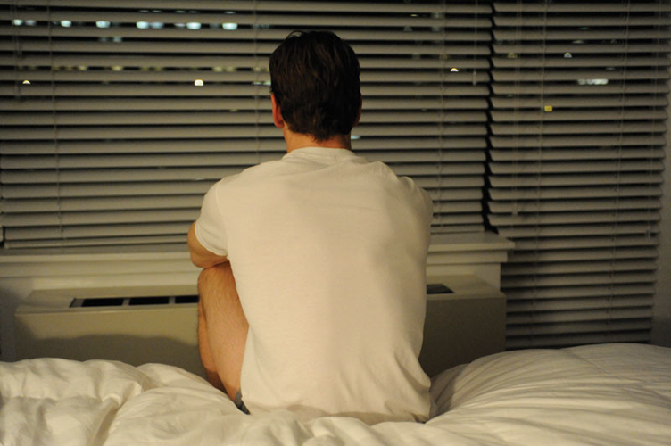 Michael Fassbender can't get no satisfaction in the explicit but silly <i>Shame</i>