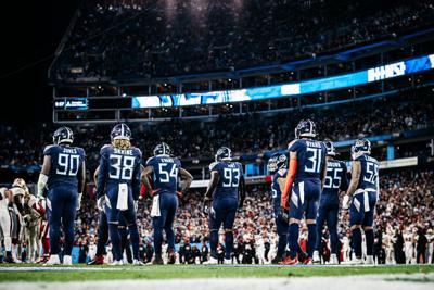 NASHVILLE, TN - 2021.12.23 - Titans vs 49ers