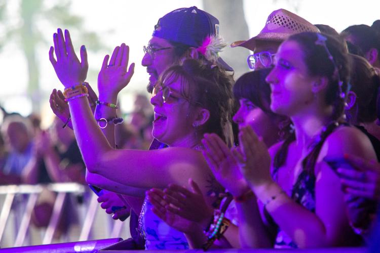Bonnaroo2023Day1_CandidsAndCrowdShots-18.jpg