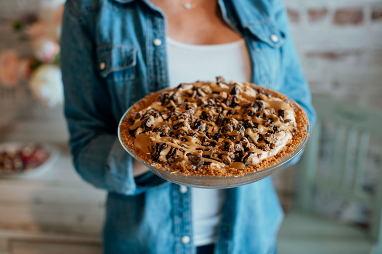 Former Cupcake Queen Starts From Scratch, This Time With Pies