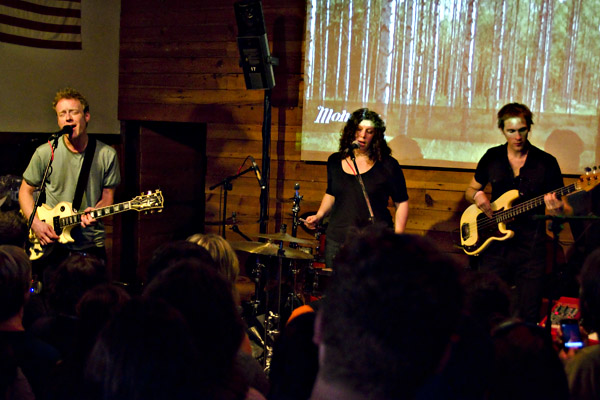 SXSW 2011, Friday: Wild Flag, Sharon Van Etten, Low, Versus, Wye Oak and Bizzaro Wendy's